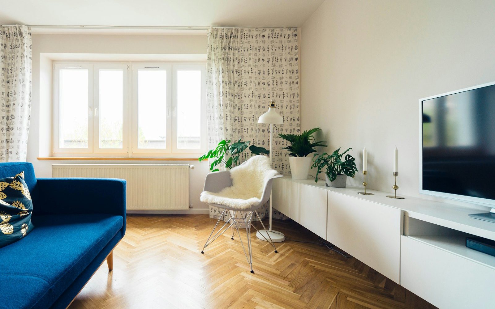 Living Above Someone: Floor Sound and the Habits That Soften It