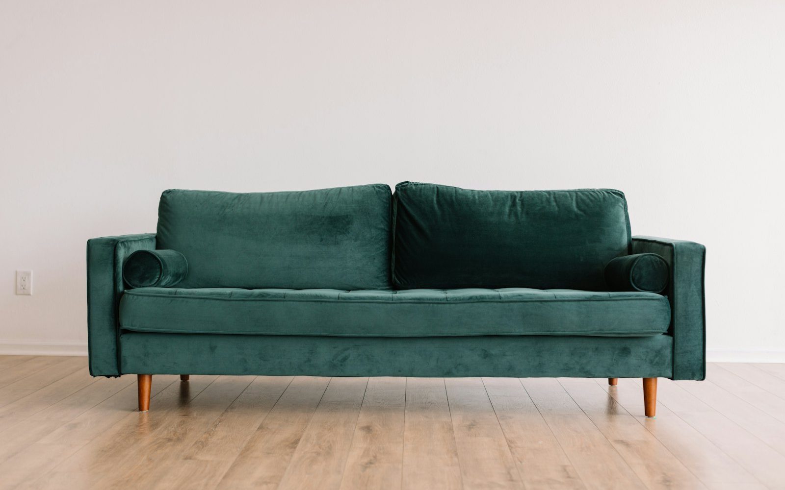 Living Below Someone: How to Stay Sane Without Becoming the Complainer
