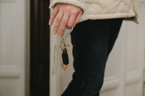 Giving Someone a Spare Key Safely: Neighbors, Cleaners, and Dog Walkers